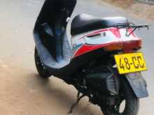 https://riyasewana.com/uploads/honda-dio-141340294543.jpg