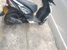 https://riyasewana.com/uploads/honda-dio-14172117687335.jpg
