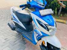 https://riyasewana.com/uploads/honda-dio-141903524762.jpg