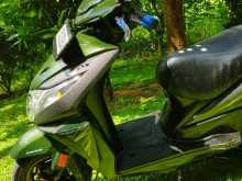 https://riyasewana.com/uploads/honda-dio-141945364123.jpg