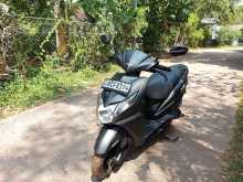 https://riyasewana.com/uploads/honda-dio-14703344703.jpg