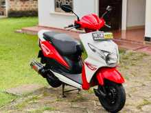 https://riyasewana.com/uploads/honda-dio-148410622392.jpg