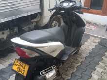 https://riyasewana.com/uploads/honda-dio-148554313913.jpg