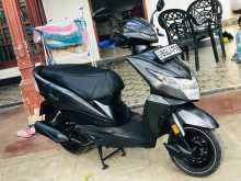 https://riyasewana.com/uploads/honda-dio-149084813602.jpg
