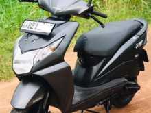 https://riyasewana.com/uploads/honda-dio-14925211102.jpg