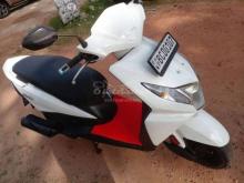 https://riyasewana.com/uploads/honda-dio-149432446932888.jpg