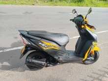 https://riyasewana.com/uploads/honda-dio-14954014102.jpg