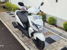 https://riyasewana.com/uploads/honda-dio-14957454902.jpg