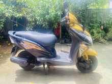 https://riyasewana.com/uploads/honda-dio-150445422263.jpg