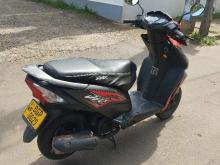 https://riyasewana.com/uploads/honda-dio-151011436914.jpg