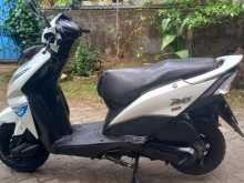 https://riyasewana.com/uploads/honda-dio-1510355713822.jpg