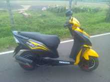 https://riyasewana.com/uploads/honda-dio-151039334722.jpg