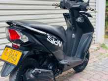 https://riyasewana.com/uploads/honda-dio-1511405113292.jpg