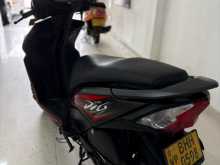 https://riyasewana.com/uploads/honda-dio-151248421584.jpg