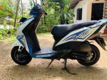 https://riyasewana.com/uploads/honda-dio-1513560822352.jpg
