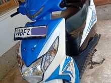 https://riyasewana.com/uploads/honda-dio-151356384092.jpg