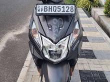https://riyasewana.com/uploads/honda-dio-15141156496377.jpg