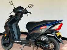 https://riyasewana.com/uploads/honda-dio-1516580713523.jpg