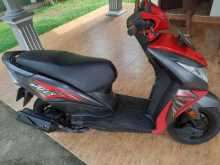 https://riyasewana.com/uploads/honda-dio-151738174622.jpg