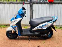 https://riyasewana.com/uploads/honda-dio-158165813442.jpg