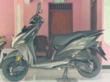 https://riyasewana.com/uploads/honda-dio-158252913763.jpg