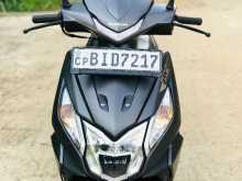 https://riyasewana.com/uploads/honda-dio-15848354623.jpg