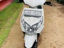 https://riyasewana.com/uploads/honda-dio-1611272722622.jpg