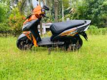 https://riyasewana.com/uploads/honda-dio-1612221013782.jpg