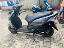 https://riyasewana.com/uploads/honda-dio-161247284653.jpg