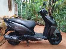 https://riyasewana.com/uploads/honda-dio-161336211792.jpg