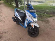https://riyasewana.com/uploads/honda-dio-1614532024492.jpg