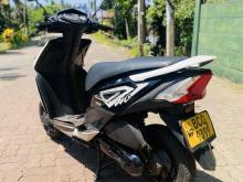 https://riyasewana.com/uploads/honda-dio-1615141024012.jpg