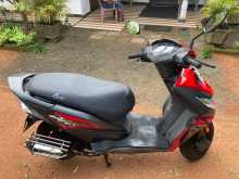 https://riyasewana.com/uploads/honda-dio-1615441113223.jpg