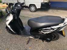https://riyasewana.com/uploads/honda-dio-1621355513364.jpg