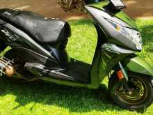 https://riyasewana.com/uploads/honda-dio-162356054703.jpg