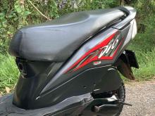 https://riyasewana.com/uploads/honda-dio-168430324185.jpg
