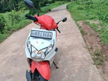 Honda DIO 2015 Motorbike