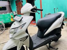 https://riyasewana.com/uploads/honda-dio-1715280219805.jpg