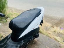 https://riyasewana.com/uploads/honda-dio-1717033024971.jpg