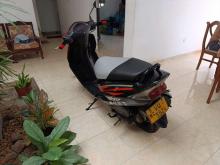 https://riyasewana.com/uploads/honda-dio-171813176444.jpg