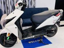 https://riyasewana.com/uploads/honda-dio-1720363424764.jpg