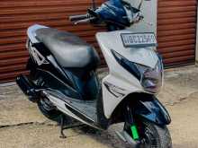 https://riyasewana.com/uploads/honda-dio-1720435822442.jpg