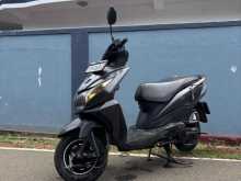 https://riyasewana.com/uploads/honda-dio-172105194843.jpg