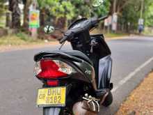 https://riyasewana.com/uploads/honda-dio-172348534613.jpg