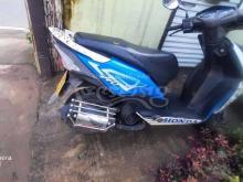 https://riyasewana.com/uploads/honda-dio-175803416248.jpg