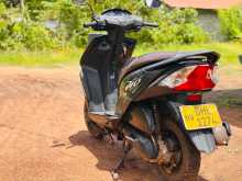 https://riyasewana.com/uploads/honda-dio-179452313153.jpg