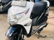 Honda DIO 2015 Motorbike