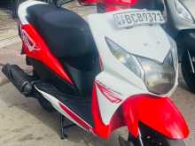 https://riyasewana.com/uploads/honda-dio-181048151322.jpg