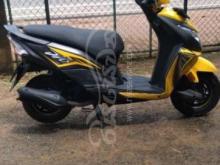 https://riyasewana.com/uploads/honda-dio-18105200130143.jpg