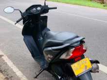 https://riyasewana.com/uploads/honda-dio-1811235522843.jpg